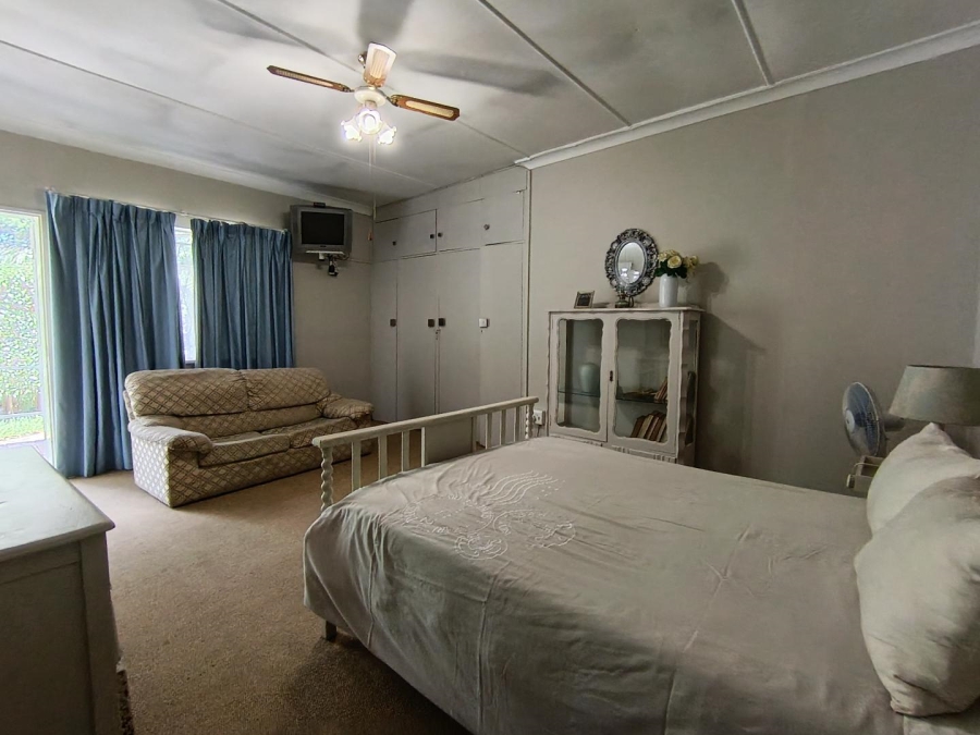 12 Bedroom Property for Sale in Universitas Free State